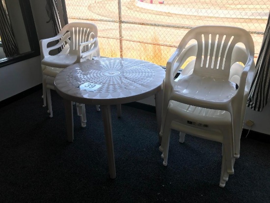 PLASTIC TABLE & CHAIRS