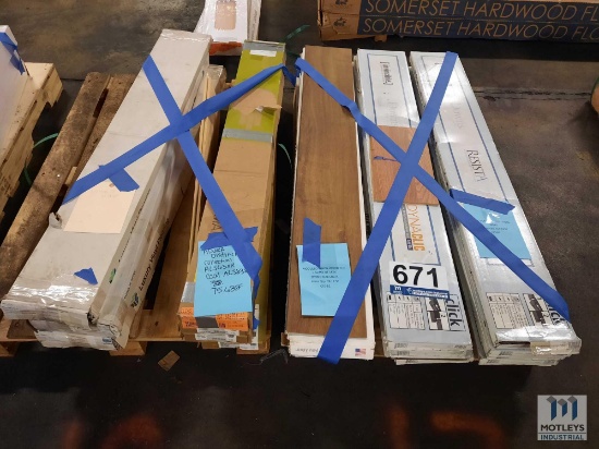 PALLET OF FLOORING