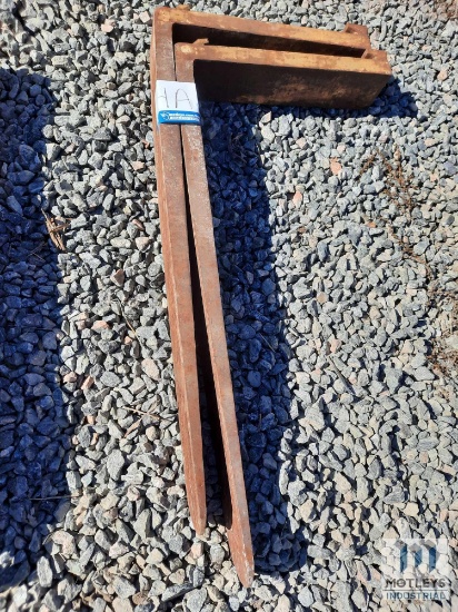 A Set Of 3' 6" Forklift Forks