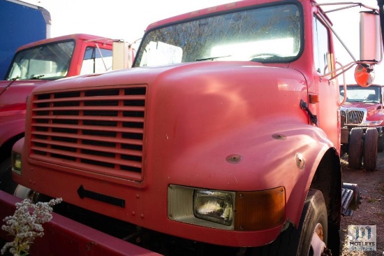 1992 International 4900 Truck, VIN # 1HTSDNXN1NH414766 *INOP* *TITLE DELAY* OFFSITE: CHESAPEAKE, VA.