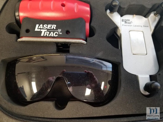 Laser Trak Level in Fitted Case