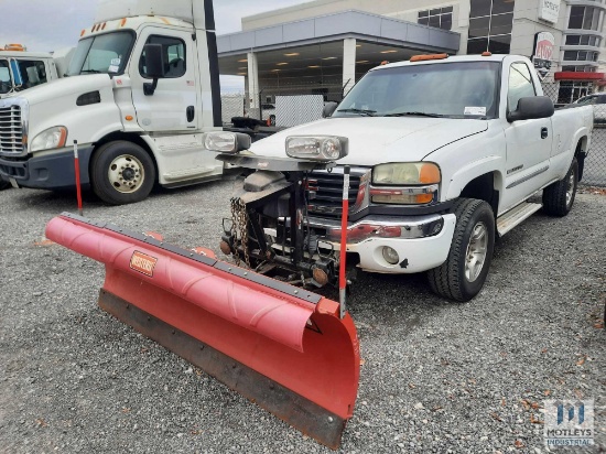 2004 GMC Sierra Pickup Truck, VIN # 1GTHK24U94E152390