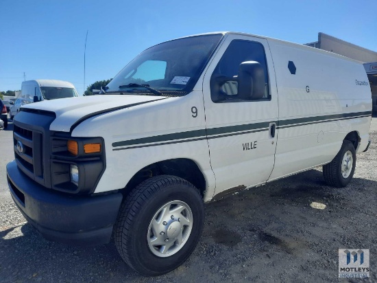 2013 Ford E-350 Work Van