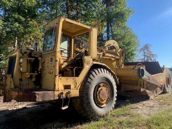 Caterpillar 621B Scraper