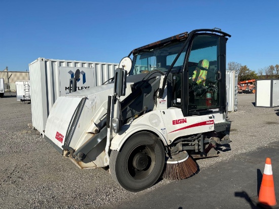 2016 Elgin Pelican Sweeper Truck