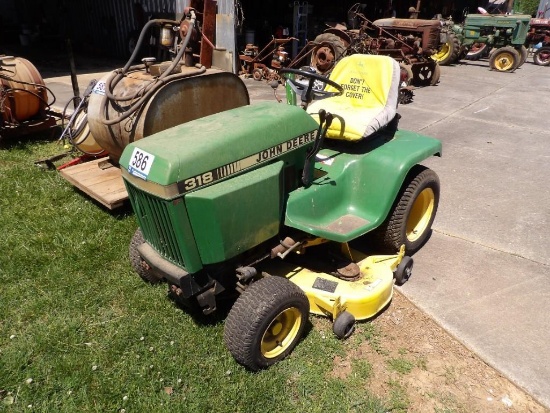 John Deere 318 Riding Mower