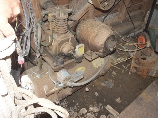 Wayne Shop Air Compressor