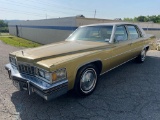 1977 Cadillac Sedan deVille 4dr Sedan