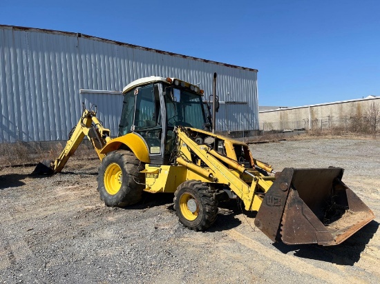 New Holland LB110 4x4 Backhoe Loader
