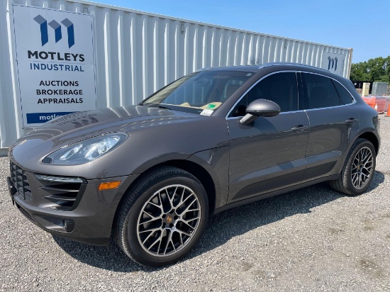 2015 Porsche Macan SUV