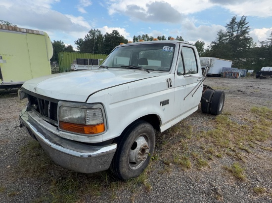 1992 Ford F350 Cab & Chassis
