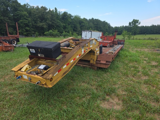 1976 Fruehauf 35-Ton T/A Extendable Lowboy Trailer