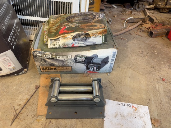 Badland 2000 lb Capacity ATV/Utility Winch