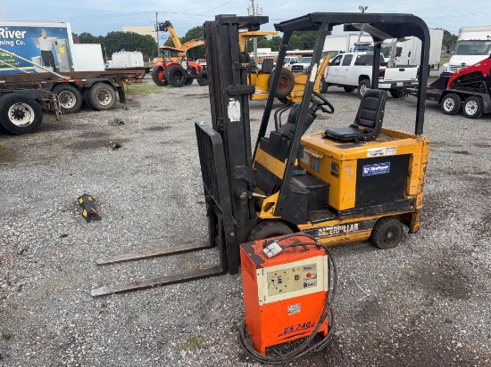 2014 Caterpillar Forklift