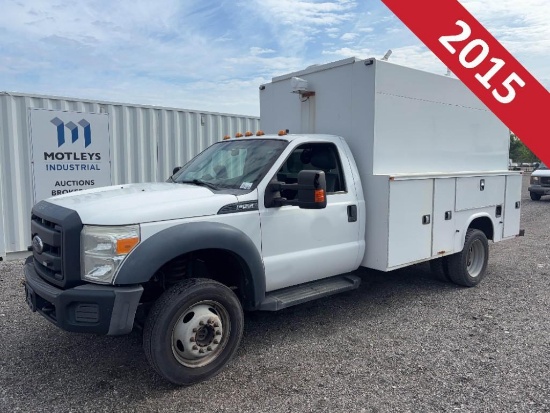 2015 Ford F550 Super Duty 4x4 Utility Truck