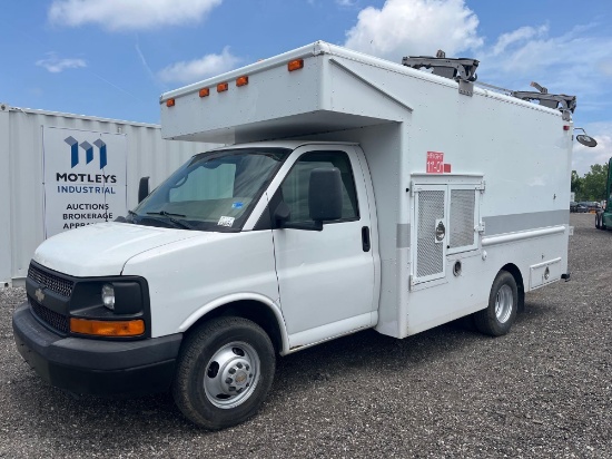 2009 Chevrolet Express 3500 12' S/A Mobile Office/Workshop Truck