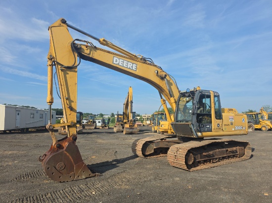 2006 John Deere 200CLC Hydraulic Excavator *BidAssure Guarantee*