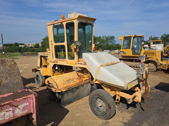 Waldon SweepMaster 250 Street Sweeper