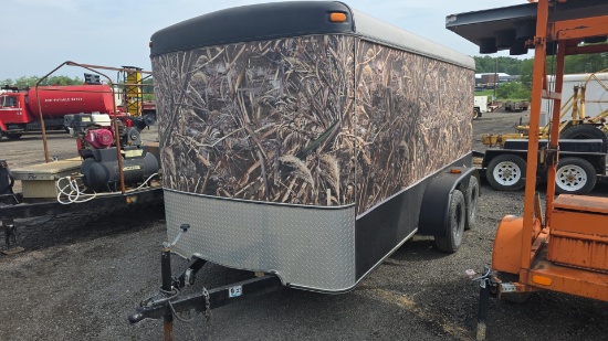 2004 Danzer 20' Enclosed T/A Trailer