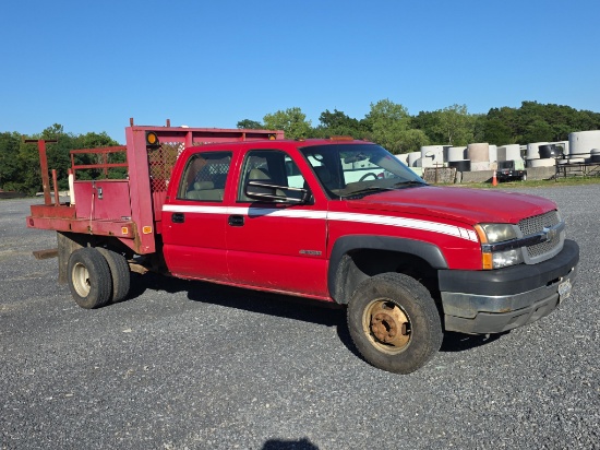 2004 Chevrolet 3500HD S/A Crew Cab Flatbed Utility Truck