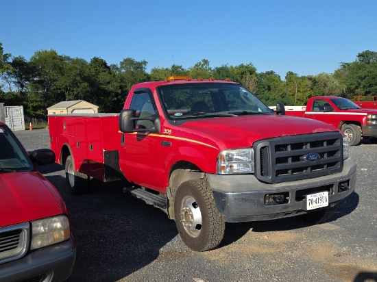 2006 Ford F350 XL Super Duty 4x4 Service Truck