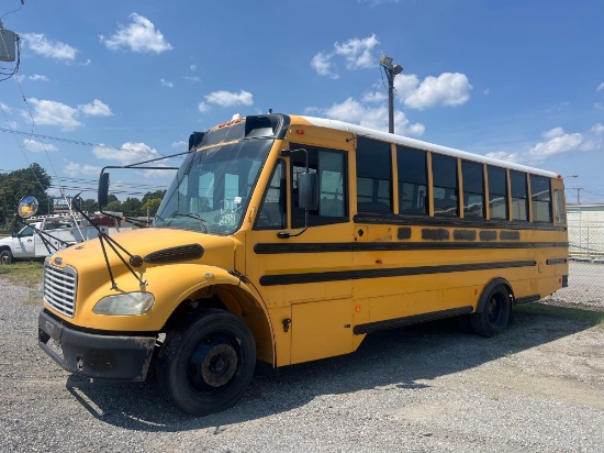 2010 Freightliner B2 Chassis 53 Passenger Bus