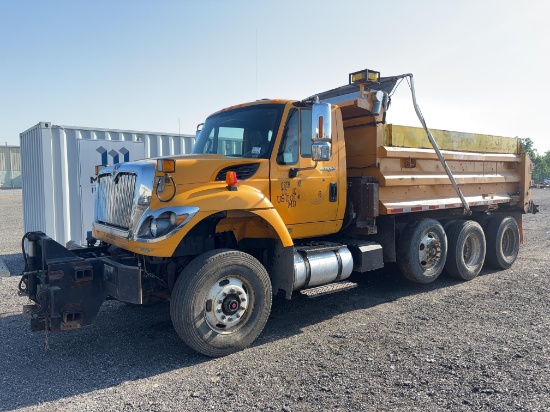 2014 International 7500 15' Tri-Axle Dump Truck