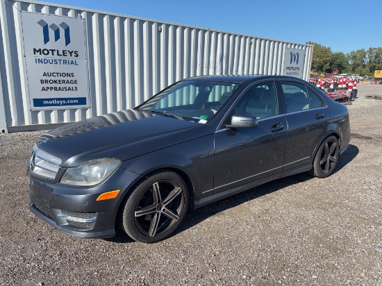 2013 Mercedes-Benz C-Class C 250 Luxury Sedan