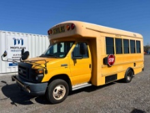 2014 Ford E450 Super Duty S/A Passenger Bus