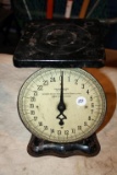 Rare Paxton Gallagher & Co. Scale