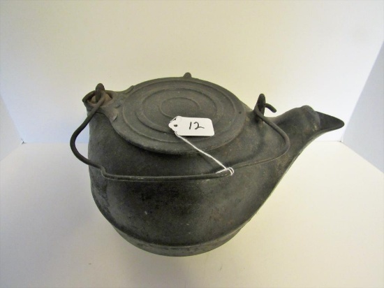 Cast iron tea pot