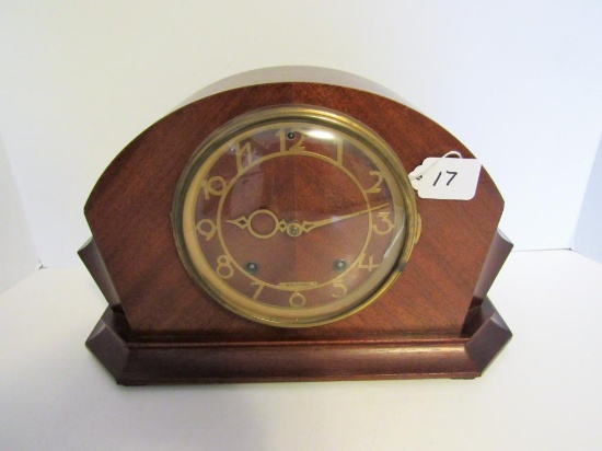 mantel clock