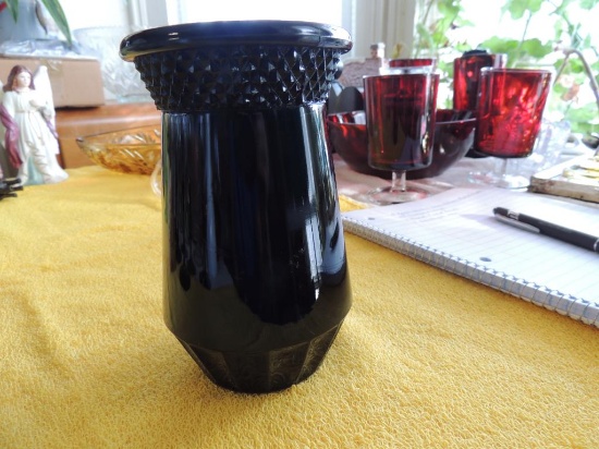 Black amethyst vase