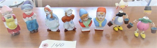 4 Dutch people salt and pepper shakers
