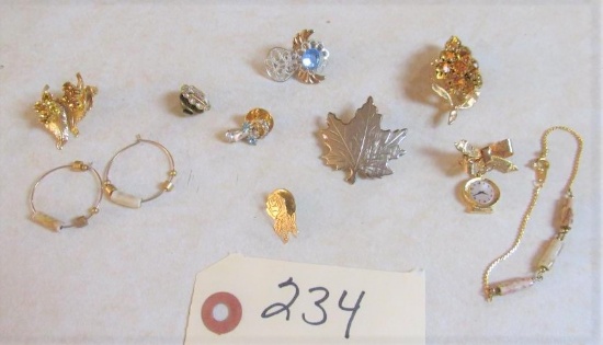 2 clip style earring sets, 7 pins, 1 bracelet