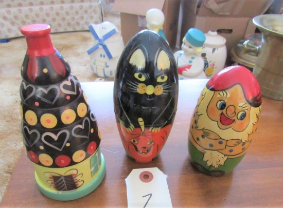 Nesting dolls