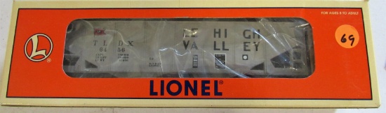 Lionel Lehigh Valley two-bay hopper
