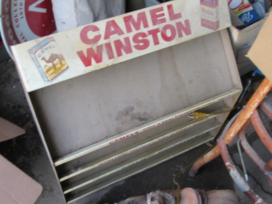Camel/Winston Display