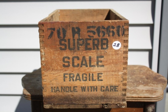 Super Scale Dove ailed Wood Box