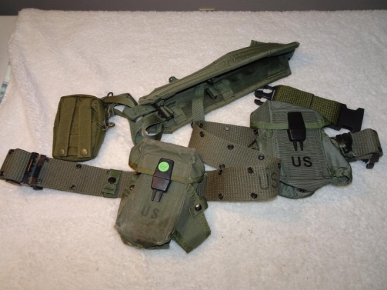 US Military Belt w/pouches & Suspenders