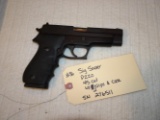 Sig Sauer P220 45 cal w/2 clips & case