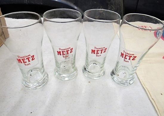 Set of 4 Metz beer glasses