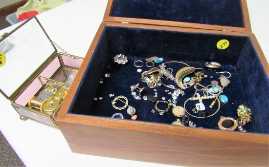 Jewelry box with a music box and various inside