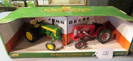 Dubuque collection set green "330" tractor & red "430" tractor   W/box