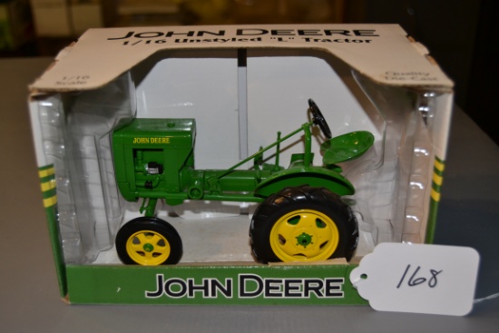 diecast JD unstyled "L" tractor  W/box