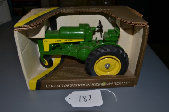 diecast JD 1958 "630 LP" tractor   W/box