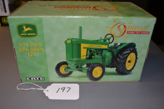 summer farm toy show - diecast JD "620"tractor  W/box