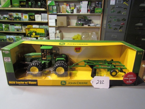diecast JD "9520" tractor & ripper  W/box