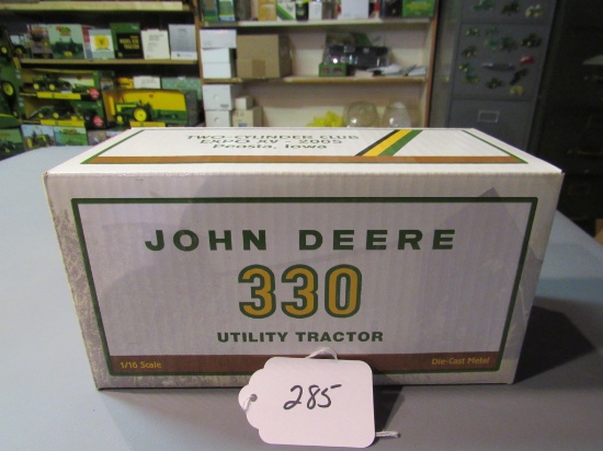 2 cylinder club expo XV 2005 - diecast JD "330" utility tractor W/box
