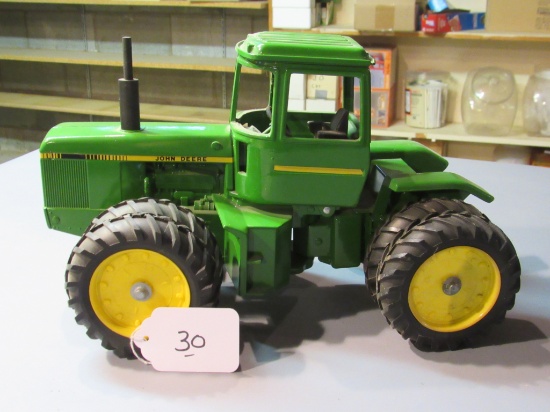 diecast JD 4 WD tractor